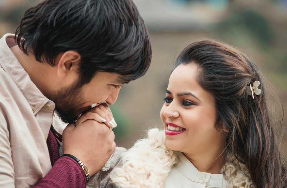 Love Anniversary Kavithai in Tamil