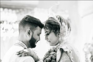 Sad Shayari Gujarati 💔 Girl, Life, SMS & Status – Heart Touching Lines